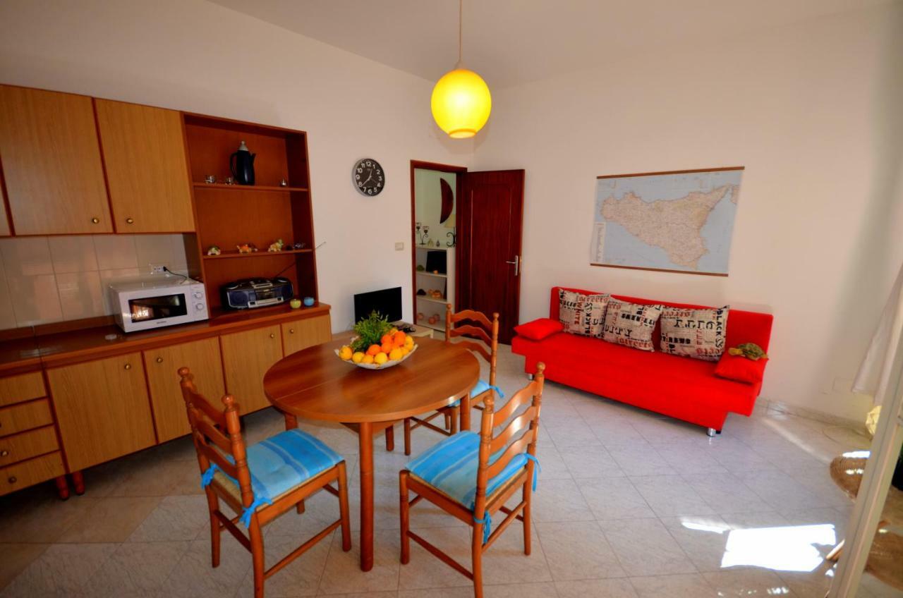 Naxos Sea Holiday Apartments Giardini Naxos Kültér fotó